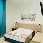 Maison d'hôtes Holiday Guest House Roma
