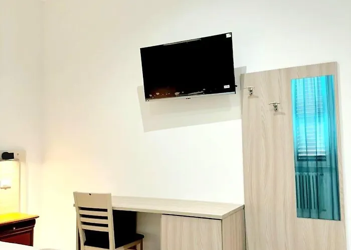 Holiday Guest House Roma Rome