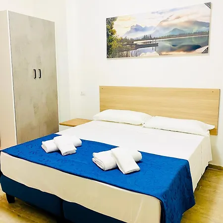 Holiday Guest House Roma Gasthof 4*